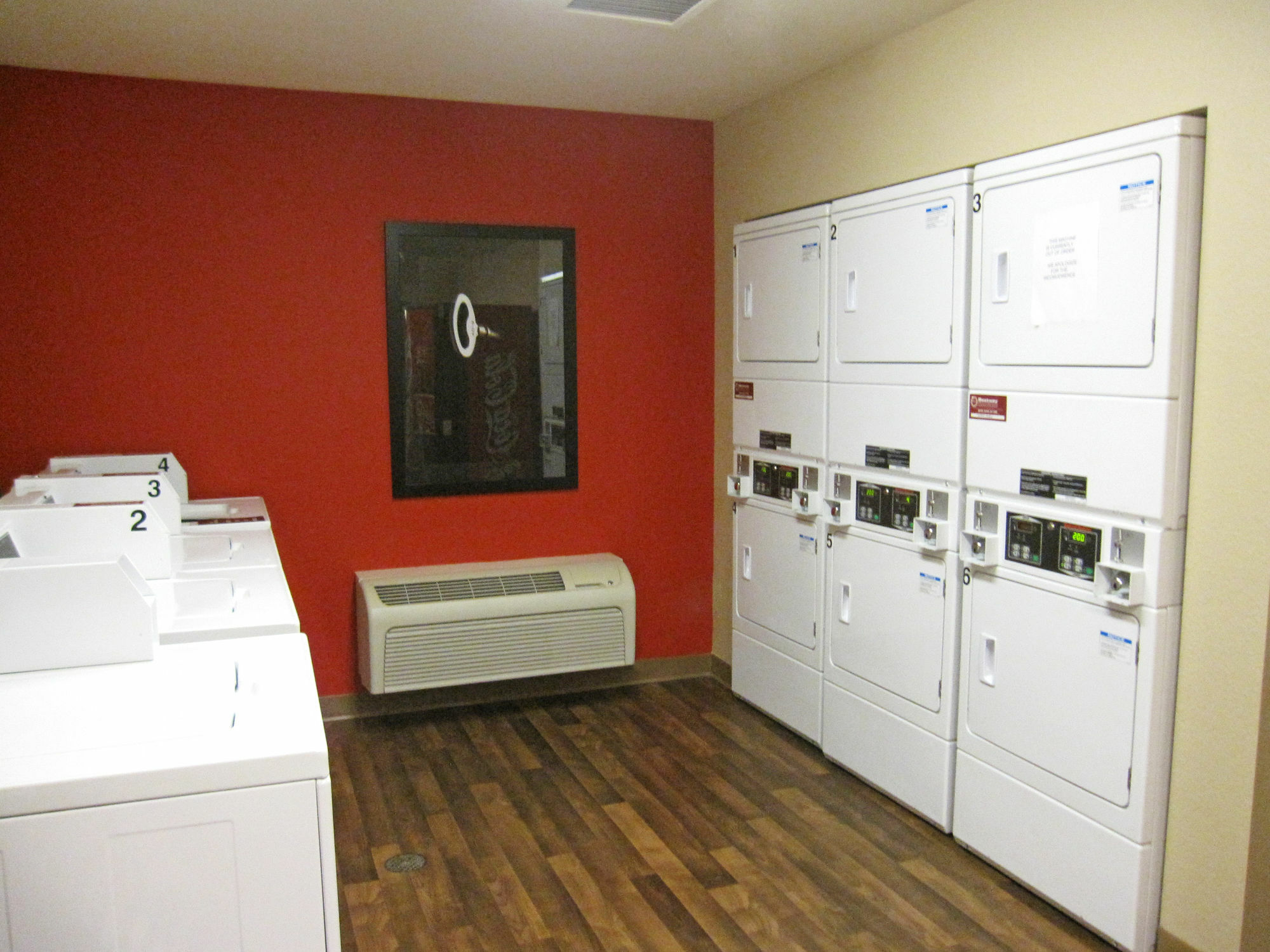 Extended Stay America Suites - Los Angeles - Simi Valley Santa Susana Knolls Buitenkant foto